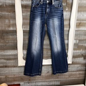 Ladies KanCan wide leg jeans. High Rise/ 32” inseam size 29. Wide leg 10”